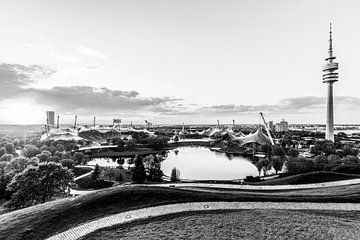 Olympiapark in München - Monochrom