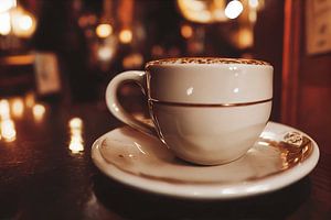 Tasse Kaffee auf dem Tisch, Illustration