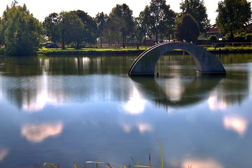 Brug in meertje van Huub Westendorp