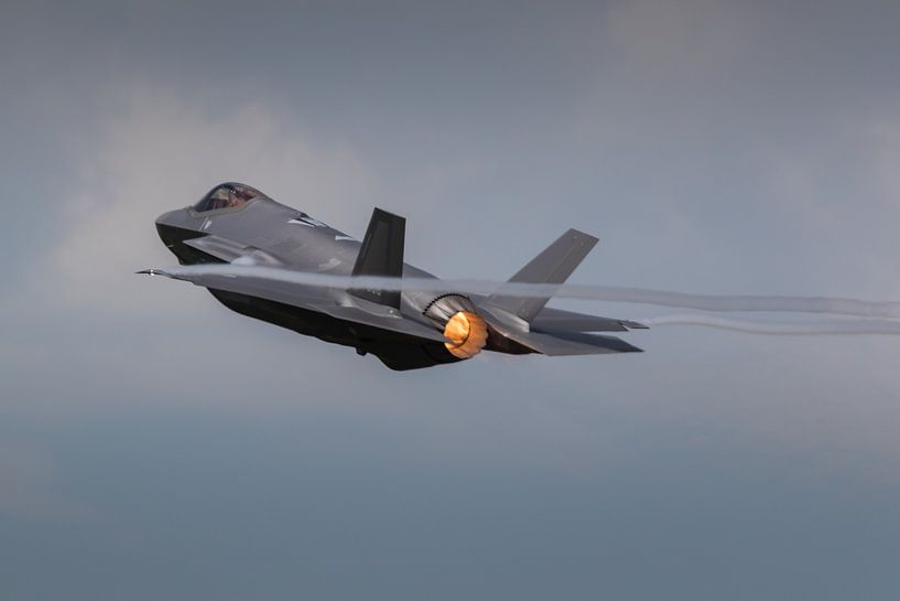 F-008 von Nildo Scoop