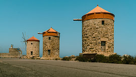 Windmühlen von Rhodos von SappiesPhoto