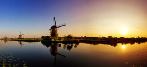 Kinderdijk panorama sur Dennis van de Water