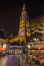 Breda in de avond (vanuit de vismarktstraat) van Alex Riemslag thumbnail