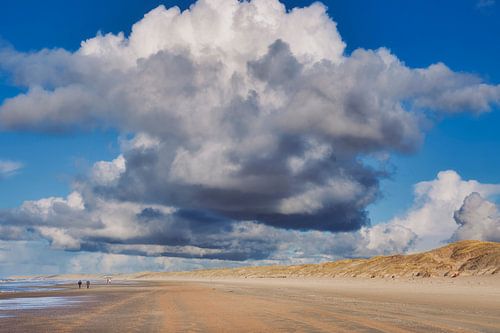 Wolken über dem Nordseestrand