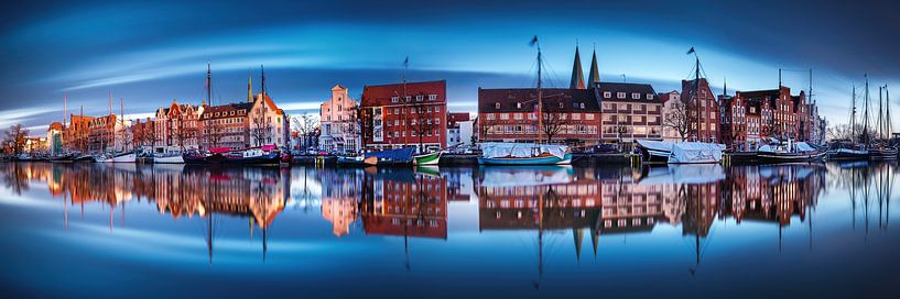 Museumshafen in der Altstadt von Lübeck von Voss Fine Art Fotografie