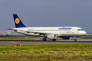 Lufthansa Airbus A320-200 "Schwäbisch Gmünd". von Jaap van den Berg