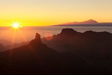 Roque Bentayga au coucher du soleil, Grande Canarie, Îles Canaries, Espagne sur Markus Lange