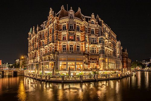 Hotel 'l Europe in Amsterdam in the evening