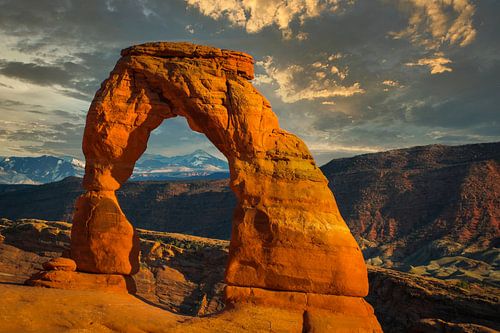 Delicate arch bij zonsondergang, Arches National Park, Utah
