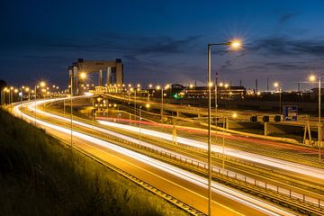 Hoogvliet: Lighting up the Botlekbridge by Erik Brons