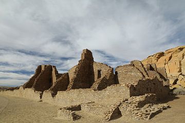 Pueblo Bonito (Pueblo-Kultur)  Bauwerk im Chaco Canyon, US-Bundesstaat New Mexico USA von Frank Fichtmüller