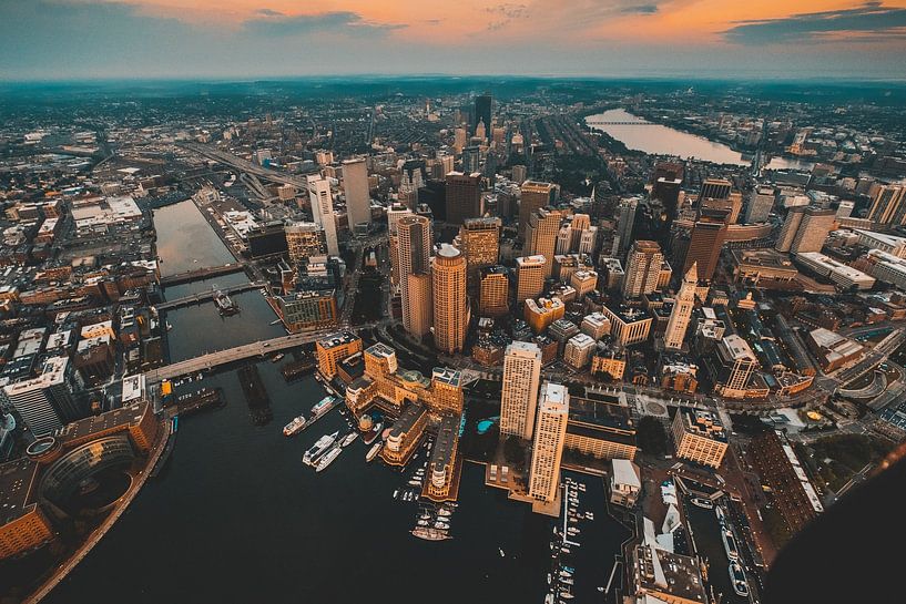 Boston by Hello Pompoyo