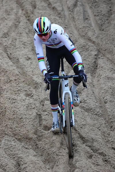 Fem van Empel wereldkampioen in het zand van FreddyFinn