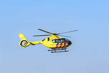 Opstijgende medische helikopter van Sjoerd van der Wal Fotografie