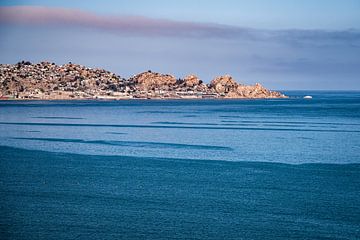 Dawn over Coquimbo by Thomas Riess