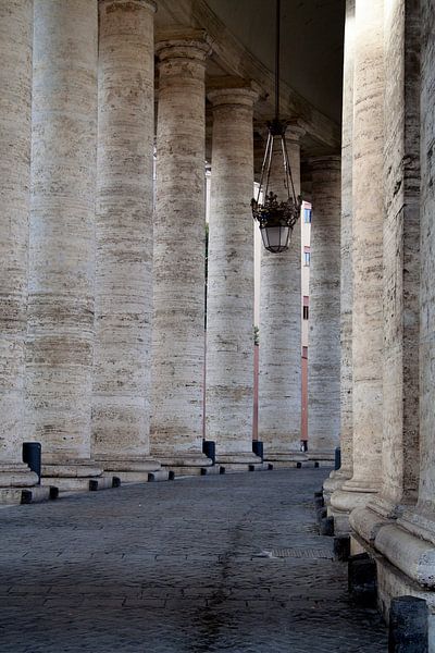 St. Pietersplein in Vaticaanstad, Rome, Italië van Geert Groot