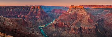 Zonsopkomst bij de Confluence Point, Grand Canyon van Henk Meijer Photography