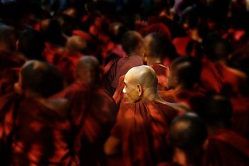 cérémonie des moines au Myanmar