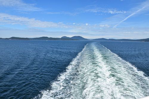 Sur le traversier en été