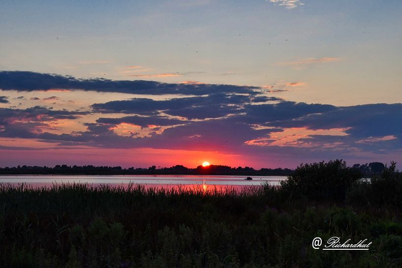 beautiful sunset by richard hut