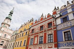 La ville de Zamosc en Pologne, des maisons colorées dans le centre