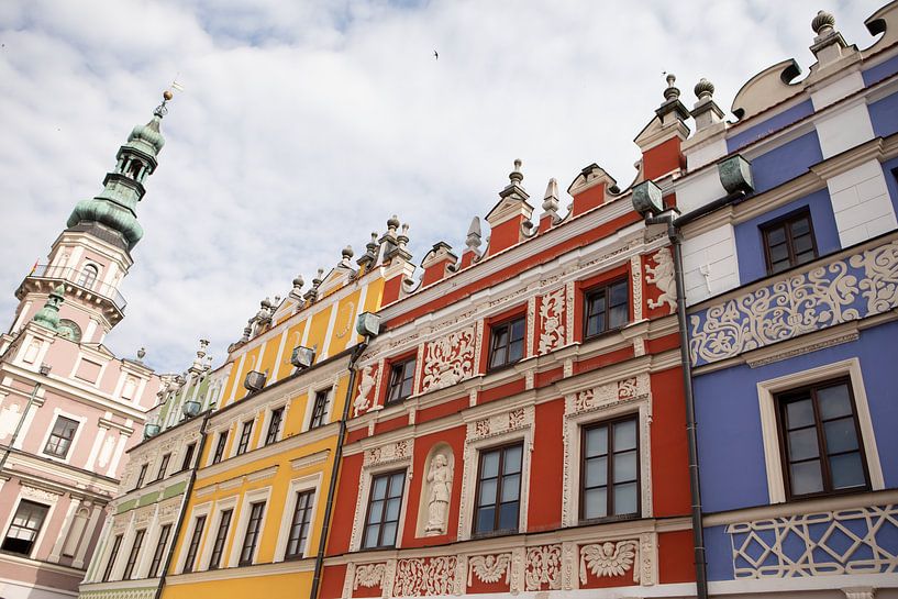 Zamosc city in Poland, colored houses in the center by Eric van Nieuwland