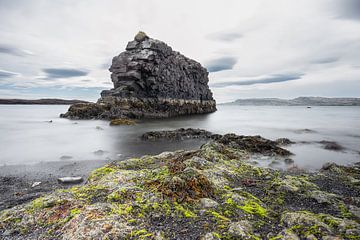 Rotsformatie in Berufjörður van Frankje Huisman