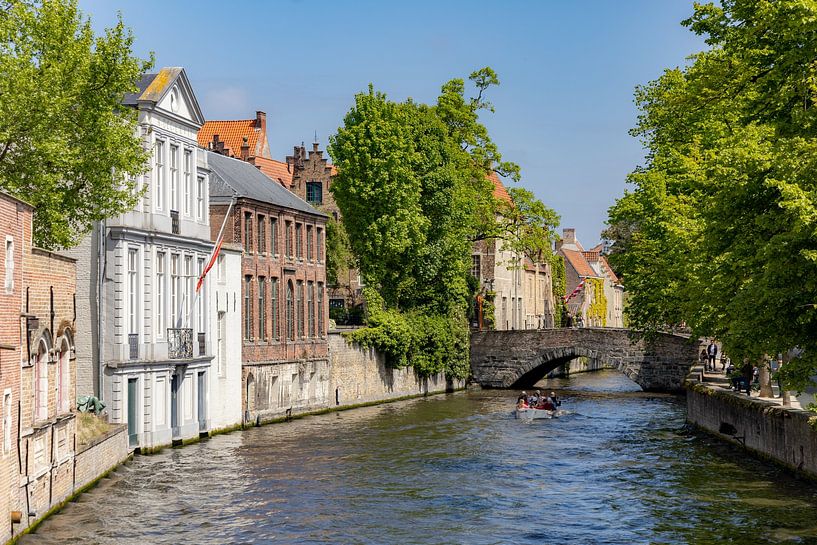 Bruges, the picturesque heart of Flanders, enchants with its medieval charm and fairytale canals. by Patrick Fotografeert