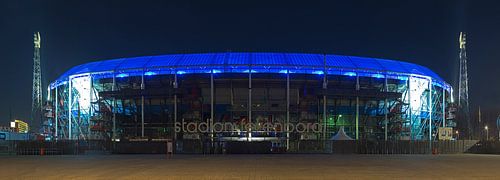 De Kuip panorama met blauw dak