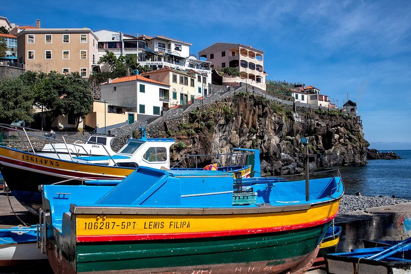 Small port on Madeira by Dik Wagensveld