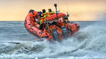 RIB "Dolfijn" Dutch Royal Lifeboat Institution by Roel Ovinge