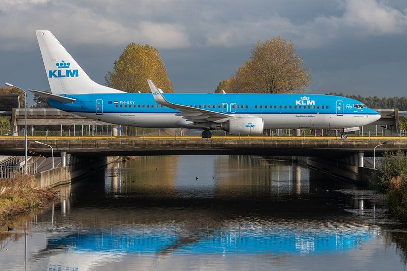 Almost home! Boeing 737-800 of KLM (PH-BXY) taxies towards the terminal after landing on Polderbaan  by Jaap van den Berg