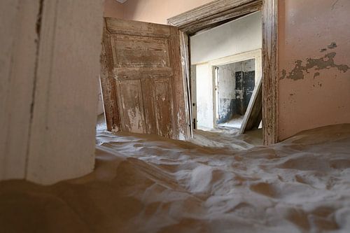 De verlaten huizen van Kolmanskop