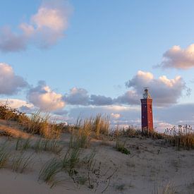 Lever de soleil sur le phare d'Ouddorp sur Charlene van Koesveld