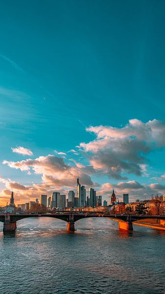 Frankfurt by Hello Pompoyo