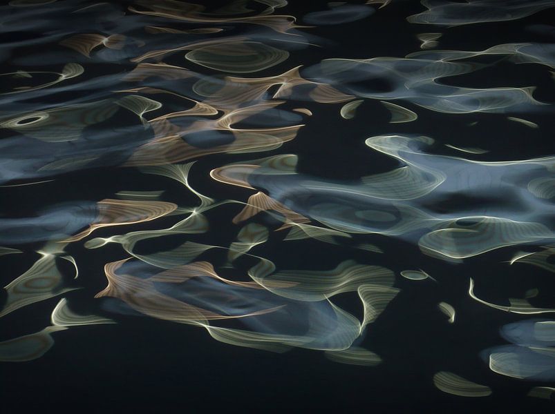 H2O # 2 - Water abstract by Lena Weisbek