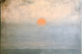 Sonne im Nebel – Minimalistisches Meeresbild