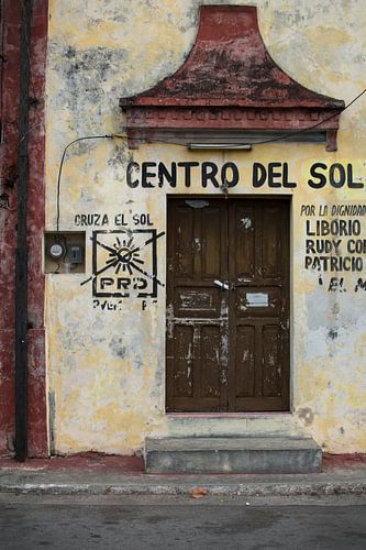Façade Centro del Sol