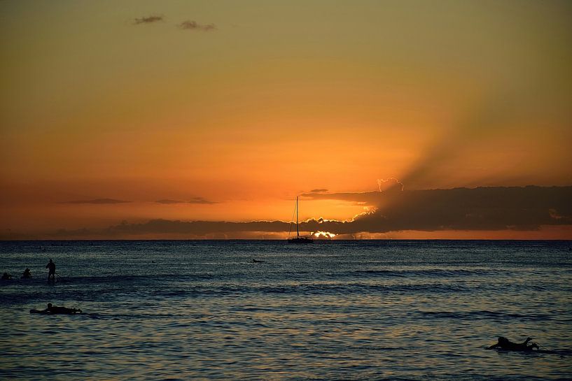 Coucher de soleil à Waikiki par Frank's Awesome Travels