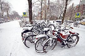 Das verschneite Amsterdam in den Niederlanden von Eye on You
