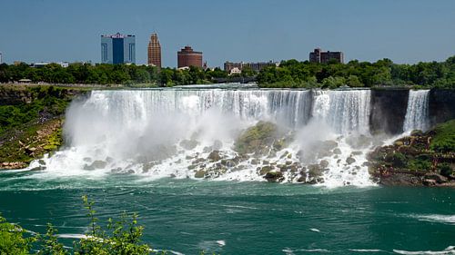 The American Falls in the Niagara Falls at eye level of the Niagara River