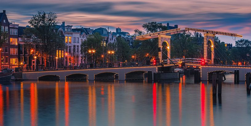 Skinny Bridge, Amsterdam by Henk Meijer Photography