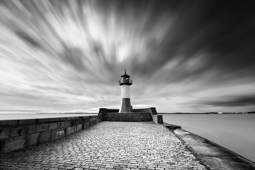 Against the storm | Mole in Sassnitz by Kristian Goretzki