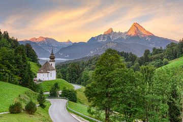 Maria Gern und Watzmann in Berchtesgaden von Michael Valjak