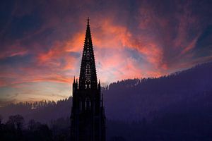 La cathédrale de Fribourg à l'aube
