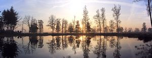 Réflexion sur le lever du soleil