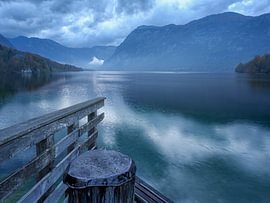 Das letzte Licht am Bohinj-See von Rolf Schnepp
