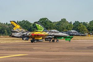 Le X-Tiger et le Dream Viper sont prêts à partir.