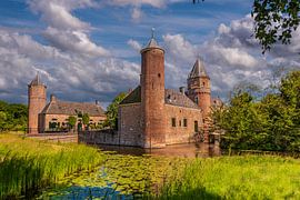 Castle by the sea by Ria Overbeeke