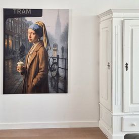 Photo de nos clients: La jeune fille à l'oreille de perle - Un portrait moderne par But First Framing, sur toile